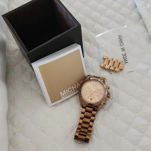 MICHAEL Michael Kors | Accessories | Michael Kors Oversize  display picture 3